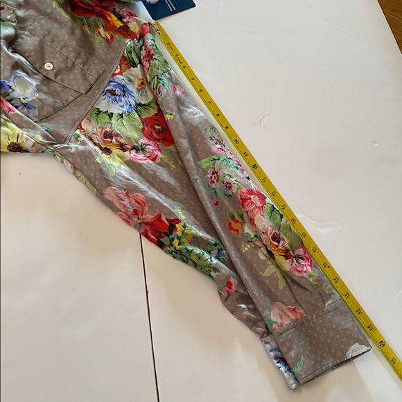 Louis Vuitton Floral Silk Short and blouse sets - Picture 11 of 17